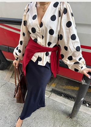 Ea skjorte Black Dot Sissel Edelbo 